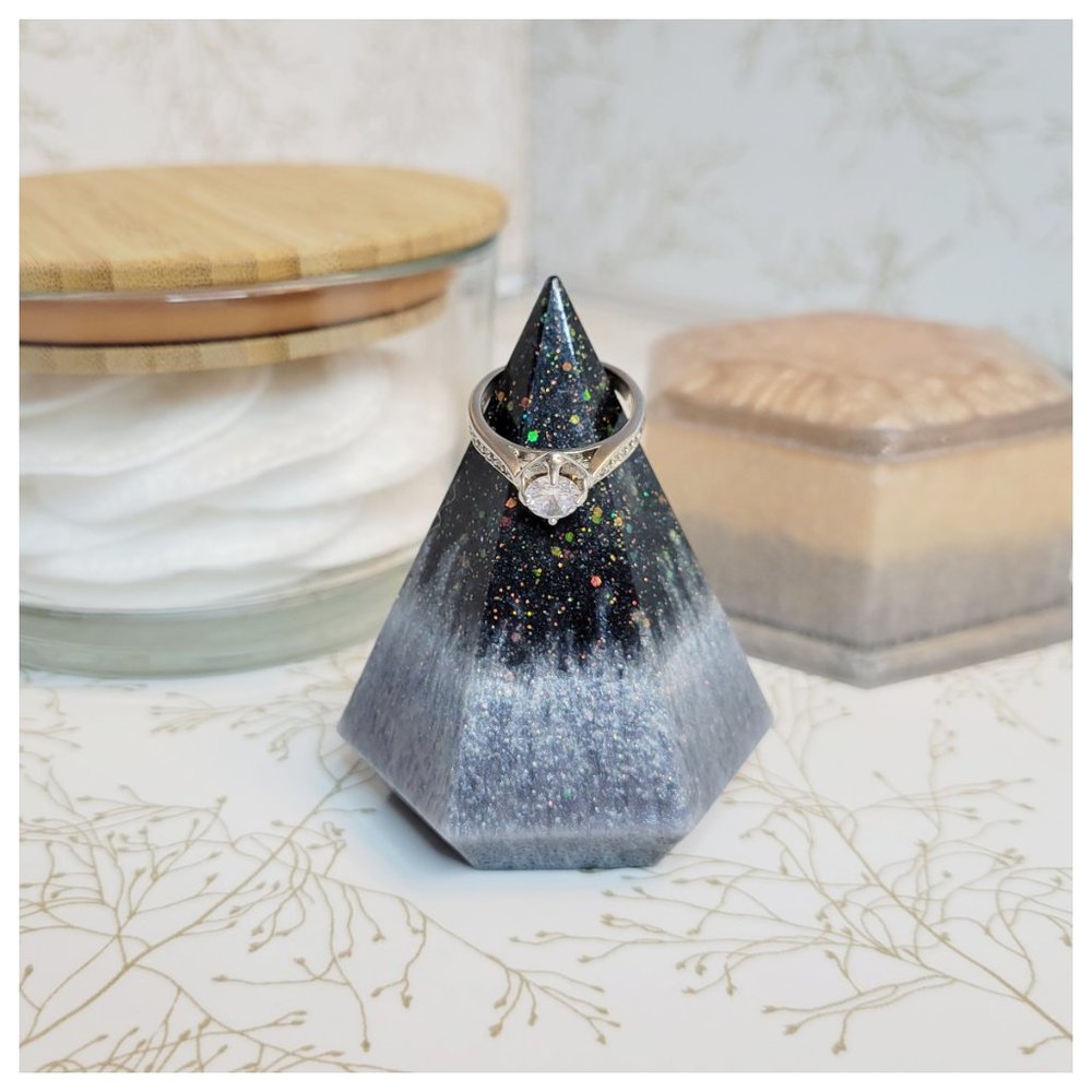 Ring Stand Ring Holder Ring Cone Ring Keeper Decorative Gray Black Ring Stand